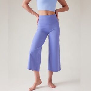 Athleta Elation Wide Leg Crop Pants, Size L
